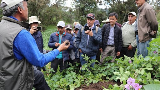 FORTALECIMIENTO ASOCIATIVO EMPRESARIAL RURAL
