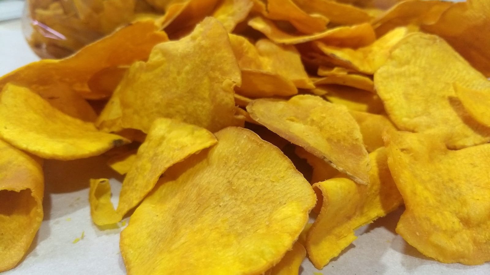 ELABORACIÓN DE SNACKS DE PAPAS, PLÁTANOS Y CAMOTES
